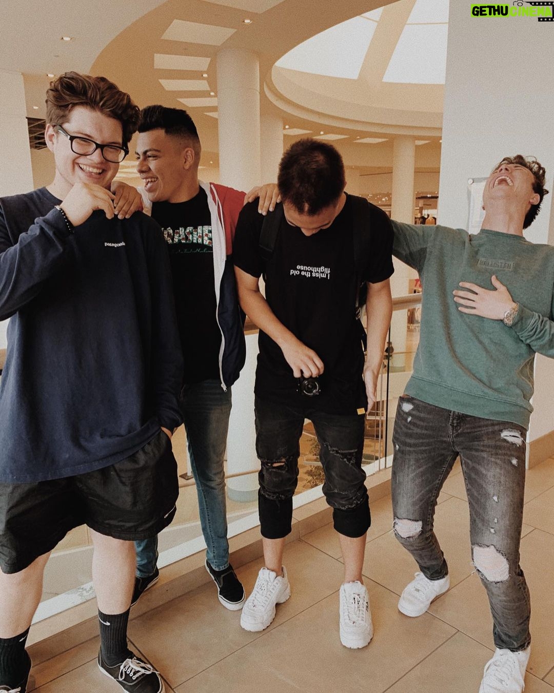 Preston Garcia Instagram - If only you all knew what Jonny said to us before we took this 💀💀💀