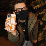 Preston Garcia Instagram – YOOO @casetify CAME IN CLUTCH WITH THIS CASE!!! Thank youuuuu🧡
:
If you’re reading this comment your favorite Halloween movie 👻