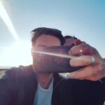 Primo Reggiani Instagram - Un bel selfie al mare con il mio amico che non ha bisogno di presentazioni... #lillo @lillopetrolo #selfiesbagliato