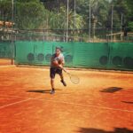 Primo Reggiani Instagram - Dopo un mese e tre giorni partita finita 6-7 6-3 6-3… mai più! 😂☀️ Villa York S.C