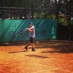 Primo Reggiani Instagram - Dopo un mese e tre giorni partita finita 6-7 6-3 6-3… mai più! 😂☀️ Villa York S.C