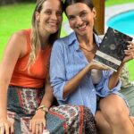 Priscila Buiar Instagram - Acabei de subir o conteúdo mais importante e o que me inspirou a criar o Selfcare. Nesse quadro dos bate-papos, eu converso com a psicanalista e terapeuta integrativa @janainapotenza e falamos de uma forma bem leve e de fácil compreensão sobre a importância de fazer terapia e ter um acompanhamento profissional para cuidar da saúde mental. Espero que vcs gostem e aguardo sugestões dos próximos temas 💓 I’ve just uploaded the most important content that inspired me to create Selfcare. In this chat series, I talk with psychoanalyst and integrative therapist @janainapotenza, discussing in a light and easily understandable way the importance of therapy and professional support for mental health. I hope you all enjoy it, and I look forward to suggestions for future topics! 💓