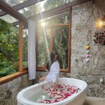 Priscila Buiar Instagram – Um dos lugares mais especiais que já conheci na vida 💖
A @pousada_paraiso faz jus ao nome e qualquer palavra que eu tente usar para definir essa experiência será pouco perto do que é realmente. Obrigada por me receber sempre tão bem. A conexão com a natureza é sempre nossa maior e melhor riqueza! Pousada Paraíso