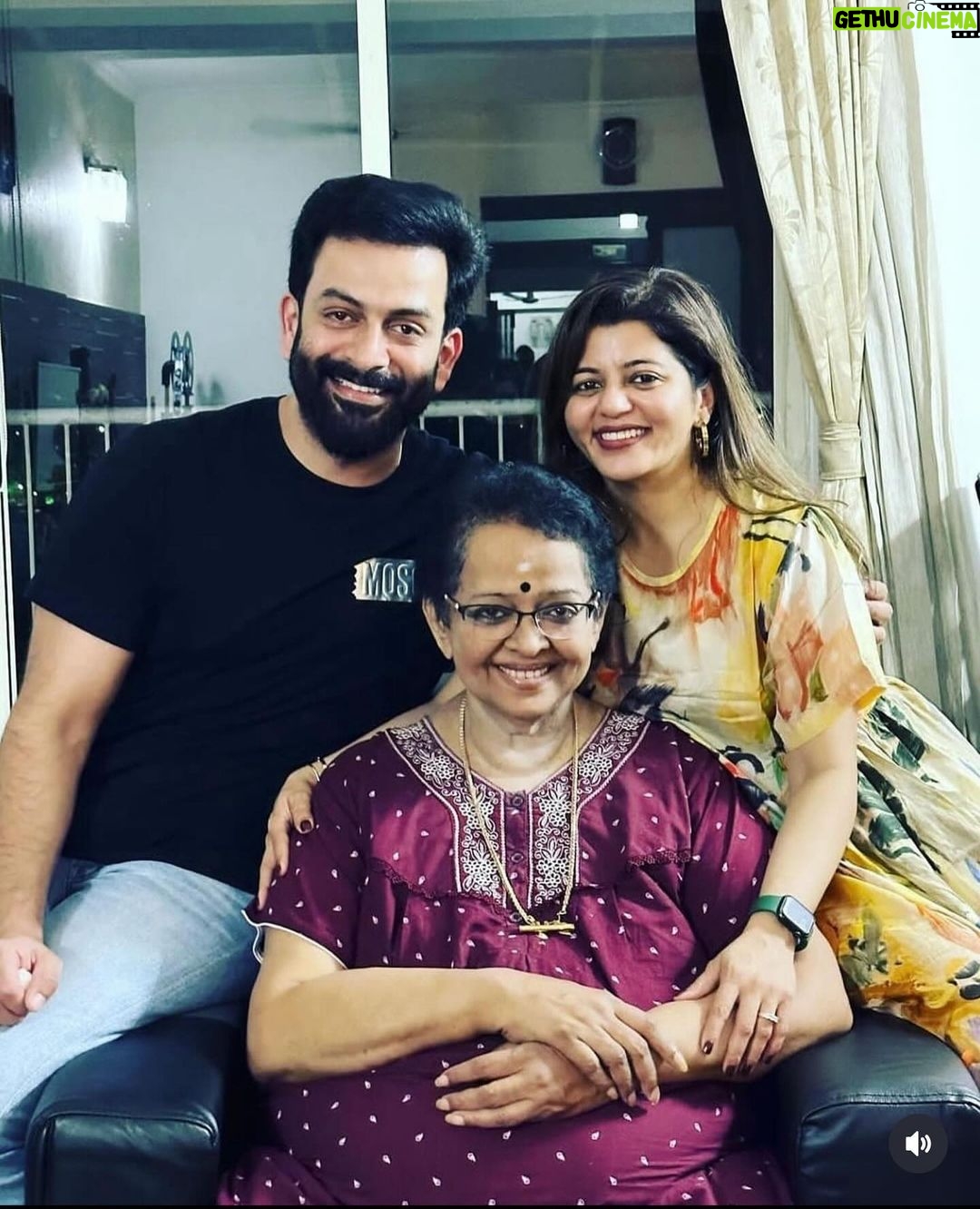 Prithviraj Sukumaran Instagram - Happy birthday Amma! ❤️😘❤️ @sukumaranmallika