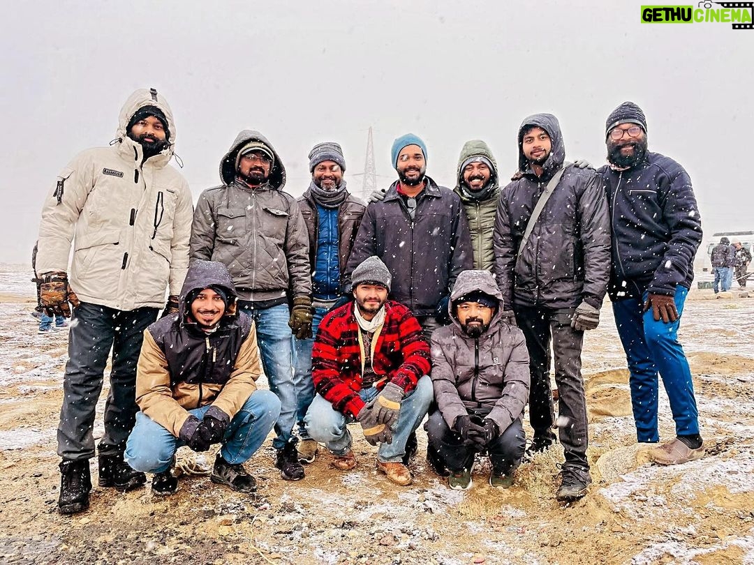 Prithviraj Sukumaran Instagram - Team 🫶 #L2E #DirectionDept @empuraanmovie