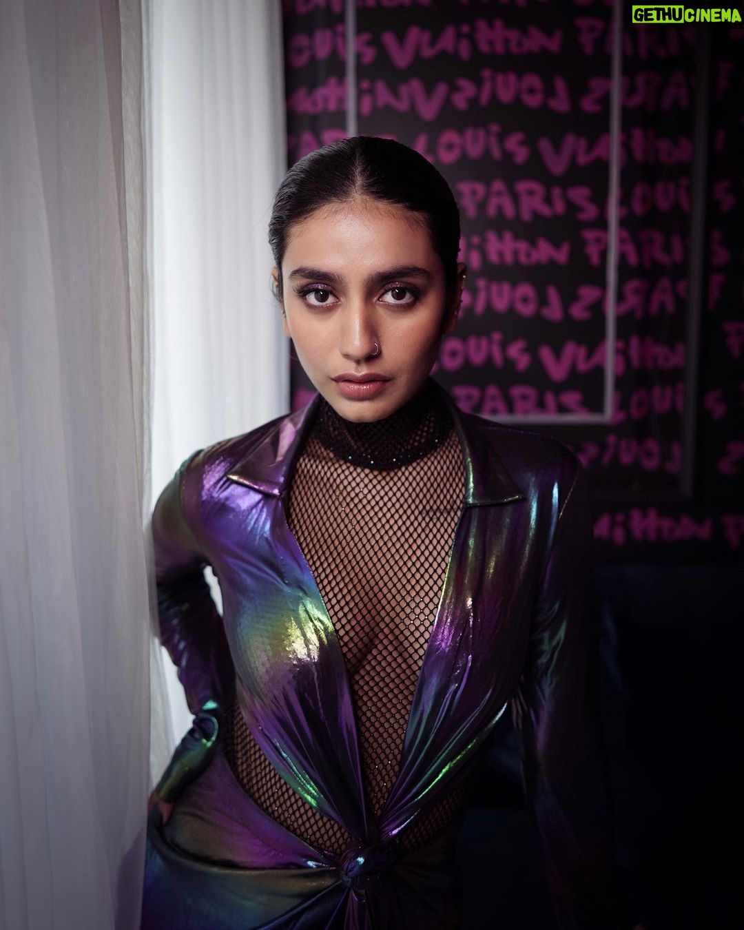Priya Varrier Instagram - ⚡️