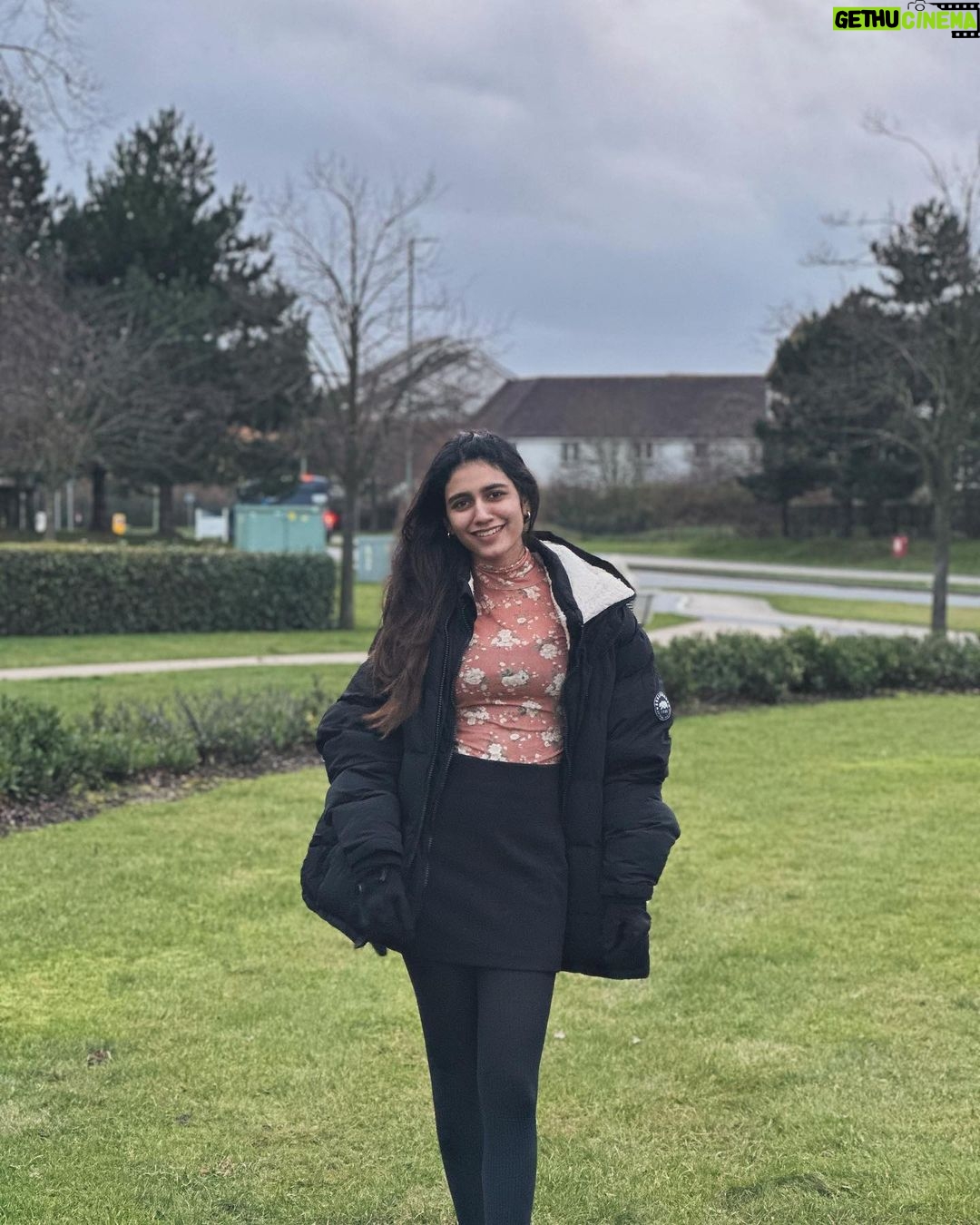 Priya Varrier Instagram - Your mind is a breathtakingly beautiful meadow!🌻