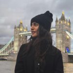 Priya Varrier Instagram – 🖤🌉