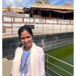 Priya Venkat Instagram - 🙏 #spirituality #love #yoganarasimha #hanuman Sholinghur Narasimha Hill Temple