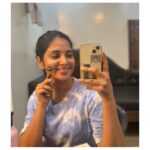 Priya Venkat Instagram - 🙂😊 #shoot #spirituality #love