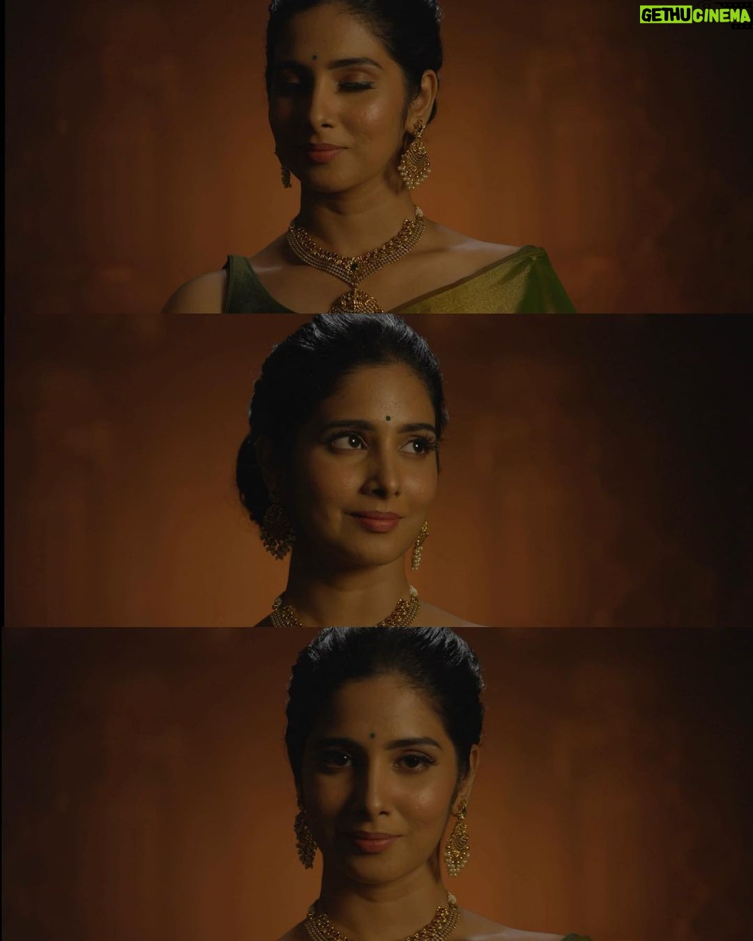 Priya Venkat Instagram - - Directed by: @vasantjoe_15 - Cinematographer: @vigneshwar_ramamurthy - Product styling : @girifstop - fashion stylist: @_jishnukrishnan_ - Make-up artist: @abiyathira @essensemakeup - BTS crew: joshua_stephen_jaywin_@thomy_ 07 - Casting director: @ashwattcena - outfit: @the_antolopez - Editor: @flavian_edward - fashion assistant: @paru_chocozz - studio space: @arangaa.space Special thanks @nandhini__kanakarasu #love #spirituality #modeling #artist #priyavenkat
