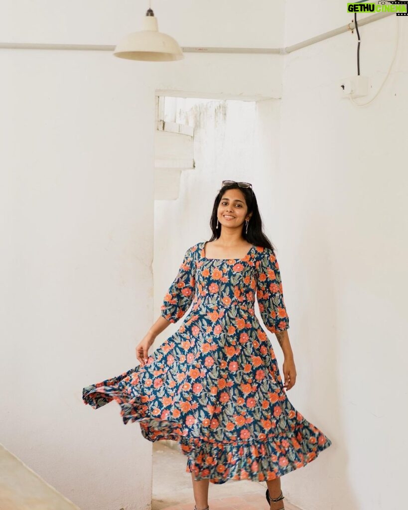 Priya Venkat Instagram - For @athiradesigns 🖤 Captured by @harini_sarathy 💜 #shoot #spirituality #love #fashion #fashionmodel #fashionstyle