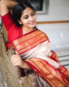 Priya Venkat Instagram - ❤️ For @houseoftulsi_official Captured by @malavika._s #photoshoot #model #traditional #saree #love #spirituality