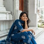 Priya Venkat Instagram – The universe will make it happen.. 🪐 
For @athiradesigns 
Captured by @harini_sarathy 

#love #spirituality #photoshoot #priyavenkat #universe