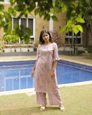 Priya Venkat Instagram - 🌸
For @beige.couture 

#priyavenkat #shoot #spirituality #love