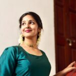 Priya Venkat Instagram - Outfit by @athiradesigns 💜 Captured @harini_sarathy 💜 #love #spirituality