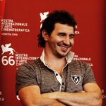 Pyotr Buslov Instagram - Всем добра и позитива!!🌞 Вот, фотку откопал!! Архив. 2009. Венеция!! Lasciatemi cantare 😆🎥