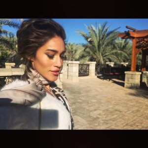 Q'orianka Kilcher Instagram - “What makes you vulnerable makes you beautiful”  Brenè Brown 🖤 #trust #believeinyourself #givethanks #bethankful #beaware #bekind #supportoneanother #workhard #behonest