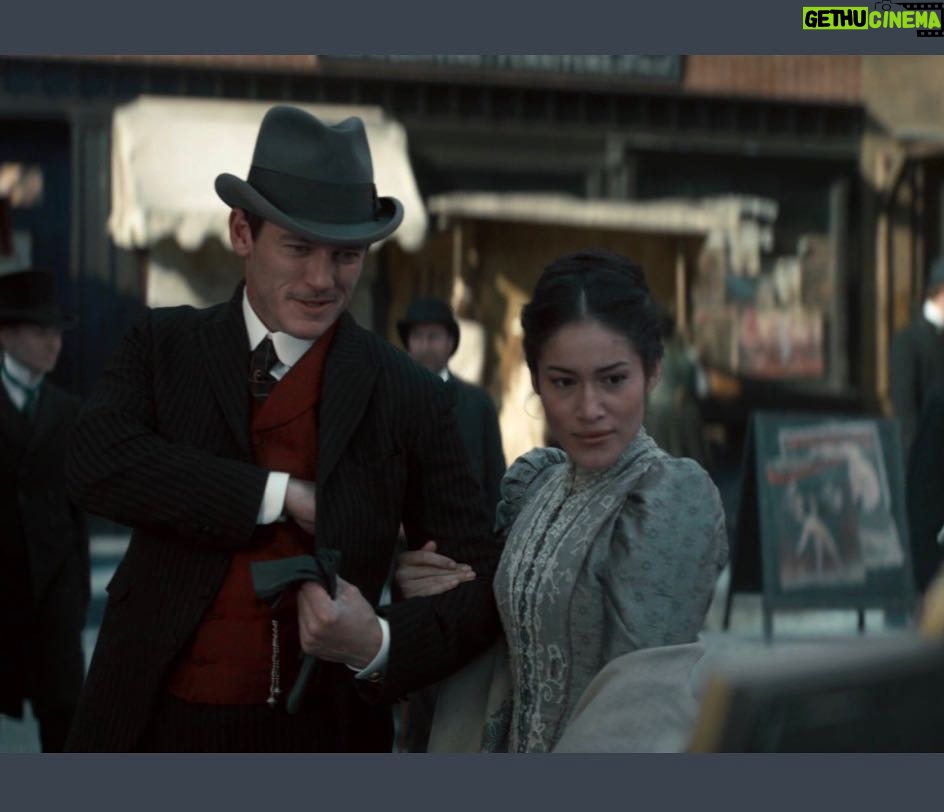 Q'orianka Kilcher Instagram - Hope everyone enjoyed last nights episode of the alienist!!! Absolutely loved working with our wonderful director @jamesehawes #thealienist #tntdrama #tnt #paramount #marypalmer #johnmoore