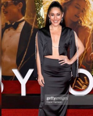 Q'orianka Kilcher Instagram - Had such a great time going to the @babylonmovie  premiere last week @grantrobertsfit😊 thank you to my friend and stylist @dimitryl who always has a vision! And @regardstylehouse  for my stunning two piece ensemble made by @azanaserene ! I always love wearing your stunning pieces on the carpet girl!🙏🏽🫶🏽