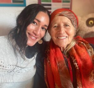 Q'orianka Kilcher Instagram - Special moments with my Grandma ✨🌻 Song by my very talented great aunt Mossy Kilcher 🎶 Listening to her songs always feel like home. So grateful to be raised by such strong and talented women!🦋🫶🏽