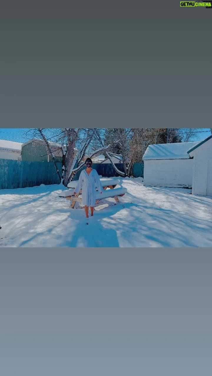 Q'orianka Kilcher Instagram - Spa days in my back yard in Montana🧖♀️❄️🤓