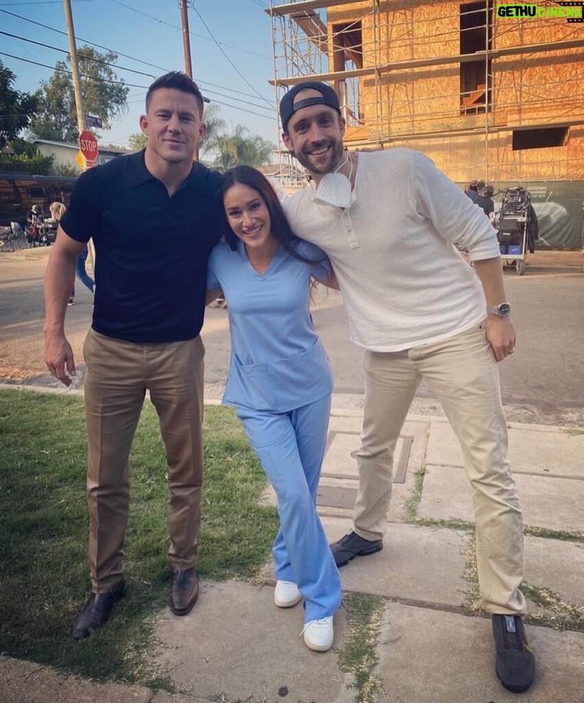 Q'orianka Kilcher Instagram - When @channingtatum and @reid_carolin gotta awkwardly crouch down for a little fun size person like me, you know you got yourself some awesome directors!😂 It was such an honor to work with these two kind and amazing gems! Very glad to be part of this project, check out @dogthefilm in theaters Tomorrow!!