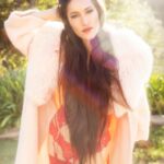 Q'orianka Kilcher Instagram - “Love is like the wind, you can’t see it but you can feel it.” – Happy Love Day everyone!🌹♥️| 📸by @joshuashultz #valentines #lover #love