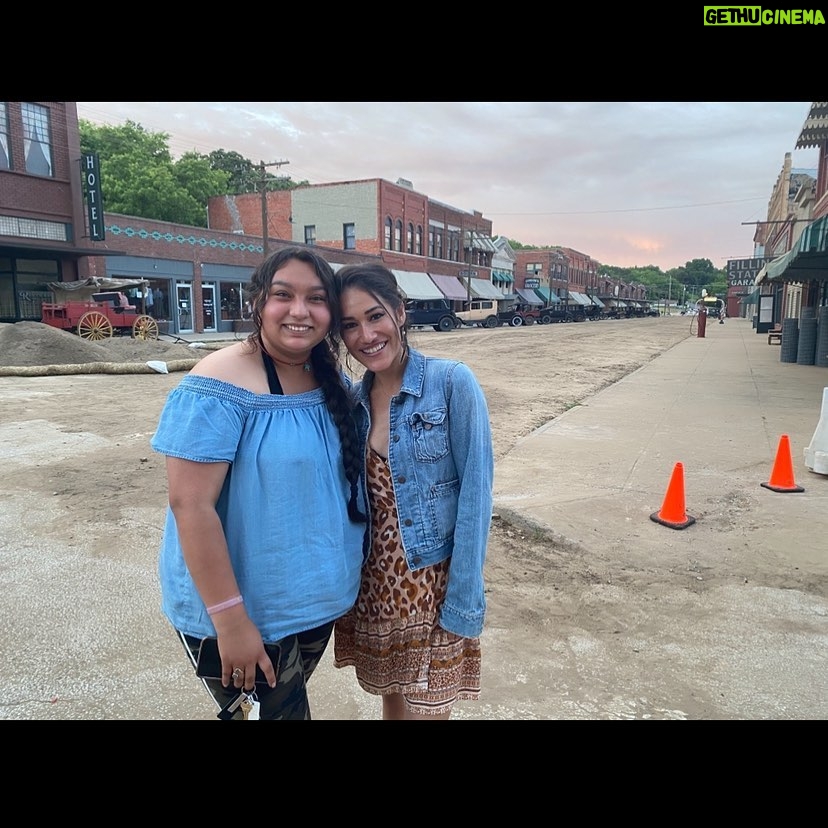 Q'orianka Kilcher Instagram - Missing my beautiful sister right here @wicanhpi_oyate_wastedaka 🥰💕👯‍♀️ love you!