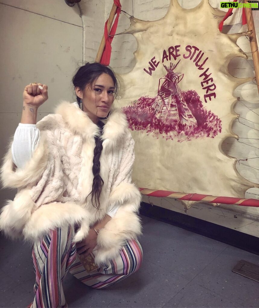 Q'orianka Kilcher Instagram - We are still here!🙌🏽✊🏽 #occupyalcatraz #history #wearestillhere #indigenous #drunkhistory Alcatraz, San Francisco Bay