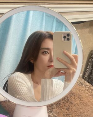 Qin Lan Instagram - 夜🌙戏