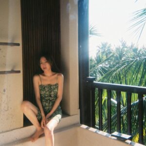 Qin Lan Instagram - 再见 夏天☘️