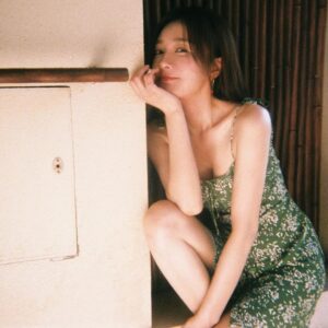 Qin Lan Instagram - 再见 夏天☘️