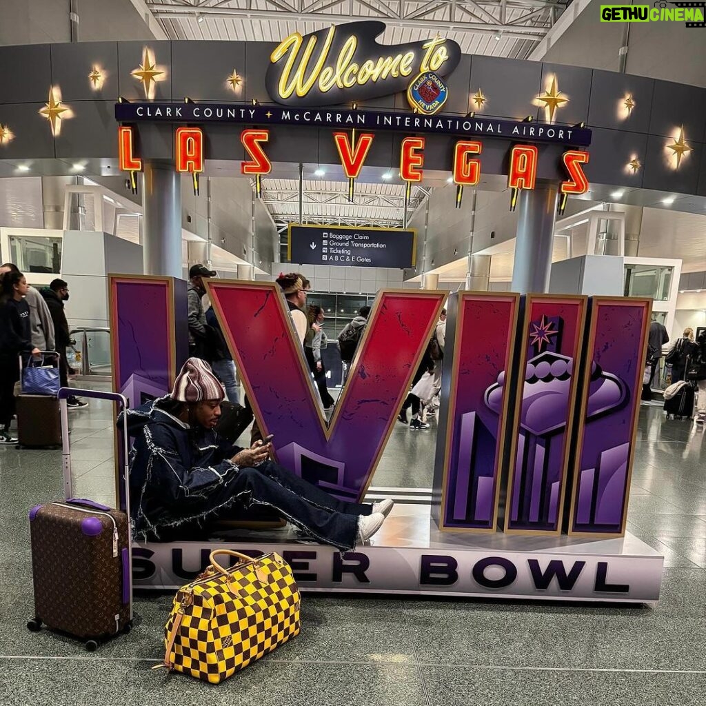 Quavo Instagram - Pot so big call it Super Bowl 🥣