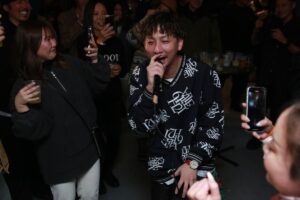 RAY Instagram - 長野県白馬
BRAND NEW MOUNTAIN🏔
スノーボードして美味い飯食ってライブして🏂🥓🎤
雪国を堪能させてもらった1日☃️
白馬のみんな本当にありがとうございました🙏
#SINGER_RAY
#RUEED
#白馬
photo by @rick.photo