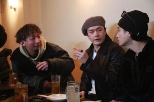 RAY Instagram - 長野県白馬
BRAND NEW MOUNTAIN🏔
スノーボードして美味い飯食ってライブして🏂🥓🎤
雪国を堪能させてもらった1日☃️
白馬のみんな本当にありがとうございました🙏
#SINGER_RAY
#RUEED
#白馬
photo by @rick.photo