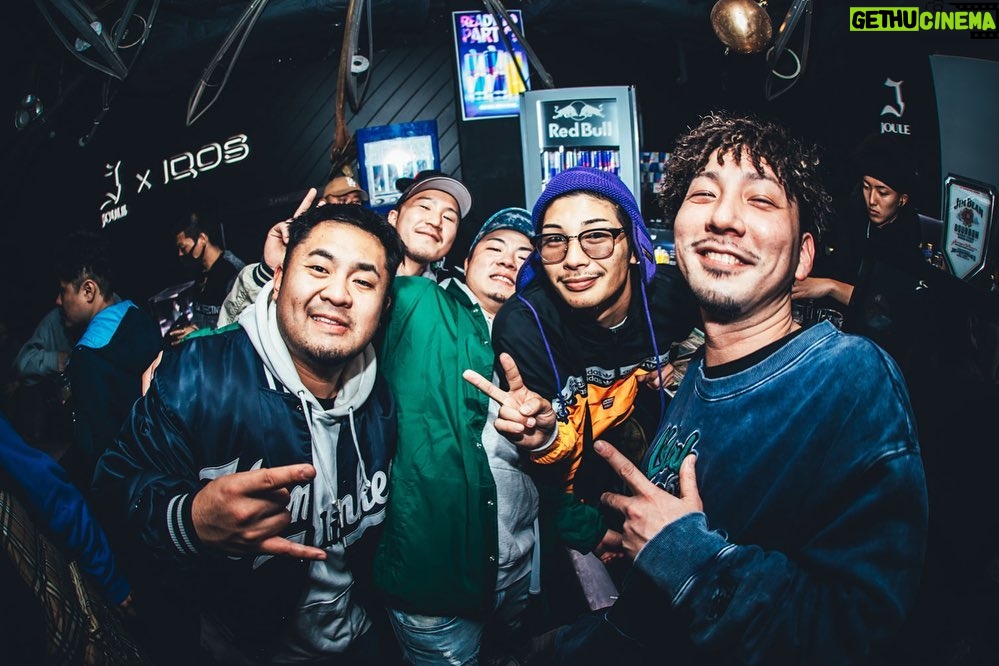 RAY Instagram - ゲリフラSEASON1 FINAL 大阪はやっぱREGGAE TOWNやね。 DEEJAY、SOUND、DANCER集まりまくり。 ゲリフラCREWにrespect🙏 photo by @junya_thirdeye