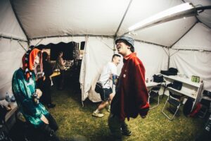 RAY Instagram - 平安レゲエフェスティバル⛩
久しぶりの京都でのLIVE

平安神宮の目の前ってゆう最高なロケーションで
お客さんも元気でめちゃくちゃ楽しいLIVEでした🙏
あとPETERさんのDON'T GIVE UP歌う前のMCで泣きそうなりました。。

呼んでくれたサペさん、BUSH HANTERに感謝です！
来年もあることを願ってます🙏
@bhm_sape 
#SINGER_RAY
#BUSHHANTER
#平安神宮

photo by @junya_thirdeye