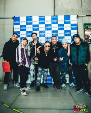 RAY Instagram - 渋谷レゲエ祭2023
今年は7回ステージに立たせてもらった🙏
衣装全部変わってたん気付いた？
句潤君とバトルもやったし
最高に楽しいイベントでした🙌
SPICY CHOCOLATE @spicy_chocolate23 
渋谷レゲエ祭スタッフの皆さん @shibuyareggaebash 
お疲れ様でした
来てくれたらみんなもありがとね😁

photo by @junya_thirdeye 
Costume provided by
@leflah_official 

#SINGER_RAY #REGGAE
#レゲエ #渋谷レゲエ祭2023
#SPICYCHOCOLATE
