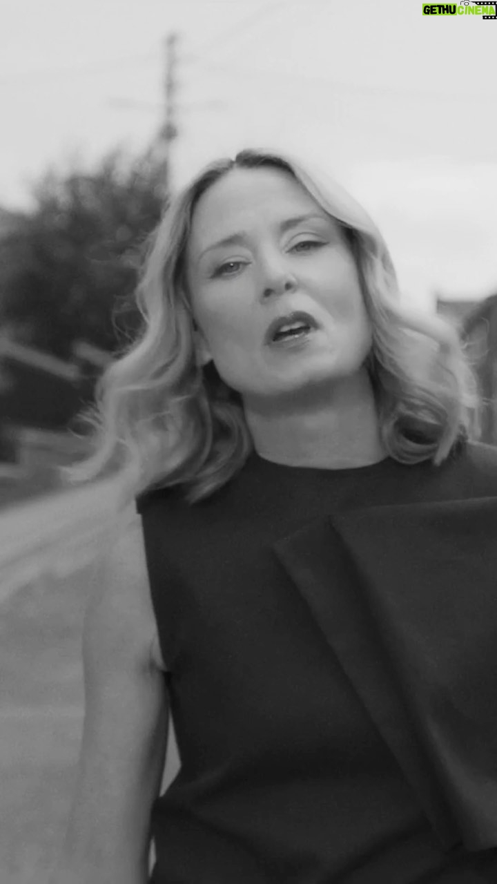 Róisín Murphy Instagram - I have directed a very personal Music Video for FADER, shot in my hometown, Arklow. It’s pure magic. It will premiere on @youtube on the 20th of June at 5pm BST / 12pm ET / 9am PT, come and join me in the live chat and stick around for a Premium-exclusive Afterparty FADER live at The Harbour Bar, come and meet the family, in my favourite hometown pub! 🔗 Link In bio