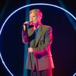 Róisín Murphy Instagram - The past doesn’t matter on a Saturday night🖤 It was such a pleasure to be a guest on the @officialtommedian show, broadcast last night. The performance is available now on YouTube and the full interview is available on @rteplayer - link in stories 🔗