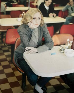 Róisín Murphy Instagram - 2007, waiting to be Overpowered⚡️
Moments in between making an imaginary popstar ❤️

#roisinmurphy #overpowered