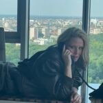 Róisín Murphy Instagram – Crisis meeting chic 😉🖤
My new album HIT PARADE is out now 🙌 Stream, download and buy it!
#roisinmurphy #hitparade #youknew #voguegermany #fashionshoot #fashion