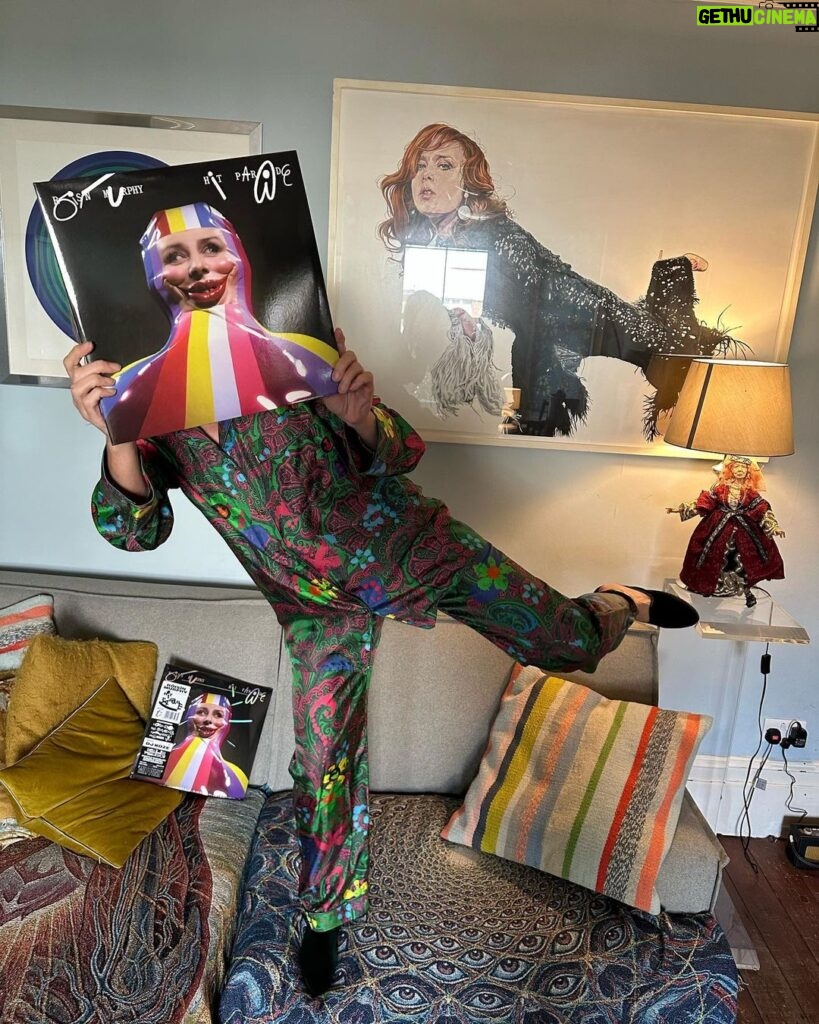 Róisín Murphy Instagram - Two days to go before my album is OUT! The reviews are fantastic, I’m very proud of it. On Friday you will decide 🖤 To make sure you ever get your hands on one of these beauties, pre-order now…. Link in bio! “Hit Parade’ is as colourful and playful as Róisín Murphy herself. Truly a contender for album of the year” Clash 9/10 #roisinmurphy #hitparade #newalbum