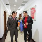 RJ Mitte Instagram - Kënaqësi të prisja aktorin e njohur amerikan 🇺🇸, Roy Frank Mitte, i cili ndodhet në Tiranë për Javën Amerikane të Kulturës. Ai është një frymëzim për të rinjtë, por edhe një avokat për të drejtat e njerëzve me aftësi ndryshe. 😊 @rjmitte @benbrucato @bluntmgmt Tirana, Albania
