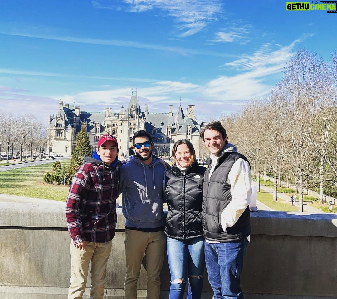 RJ Mitte - 8K Likes - Beautiful day out at the @biltmoreestate with my favorite people!! Happy holidays everyone!!
