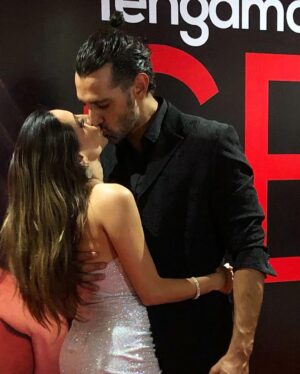 Raúl Coronado Instagram - ✨Mi cumpleañero…!!! Que la vida nos siga llenando de bendiciones siempre!! Te amo!!!! @raulcoronado 💖💖💖
*
*
*
#birthdayboy #cumpleañero #couple #family #love