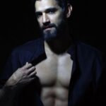 Raúl Coronado Instagram - Excelente noche !!! #shooting #photo #men #mexico #latino #power #actor #night #😎