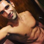 Raúl Coronado Instagram - Es Sábado y el cuerpo lo sabe !!!! #😎 #actor #llamado #gozando #smile #saturdaynight #goodvibes #film @invictusproteinmx