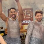 Raúl Coronado Instagram - Estamos a solo una hora de iniciar la revancha de #MiraQuiénBailaMX, esto estará lleno de talento y mucho brillo ✨💃🏼🪩🕺🏼 Te esperamos hoy a las 9:00 p.m. MEX por #LasEstrellas 🤩
